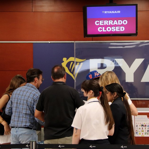 Caos en Santiago de Compostela por la huelga de Ryanair